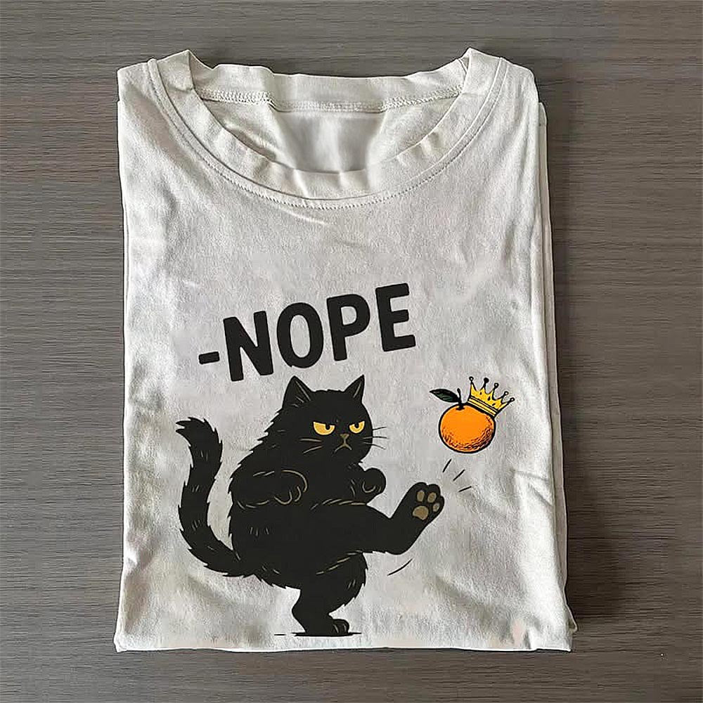 Retro No Kings Shirt Black Cat Resist T-shirt Anti-Trump Pro Democracy Political Merch Gift - Otakuforge