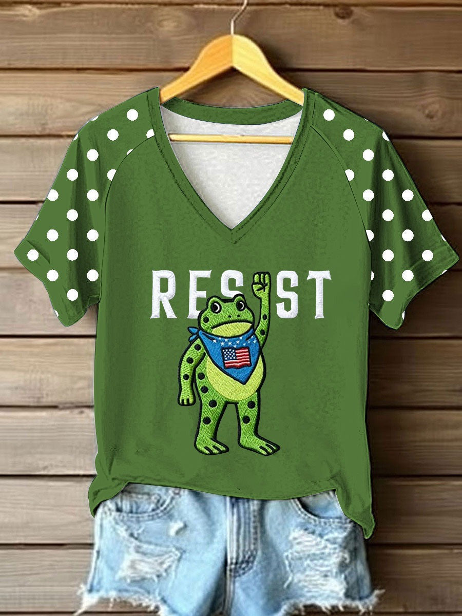 Portland Frog Resist V-Neck Shirt Portland Frog Activist Clothing Gifts For Patriots - Otakuforge